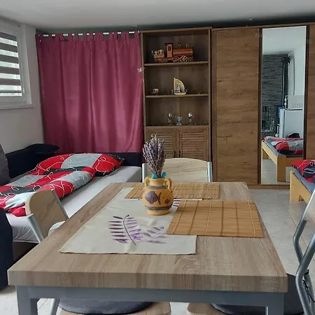 Апартаменты Rybnik Belyi Horgaszto 2 Biel